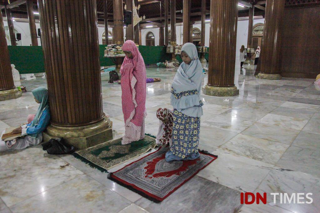 200 Masjid di Semarang Langgar Aturan PKM, Nekat Gelar Salat Tarawih