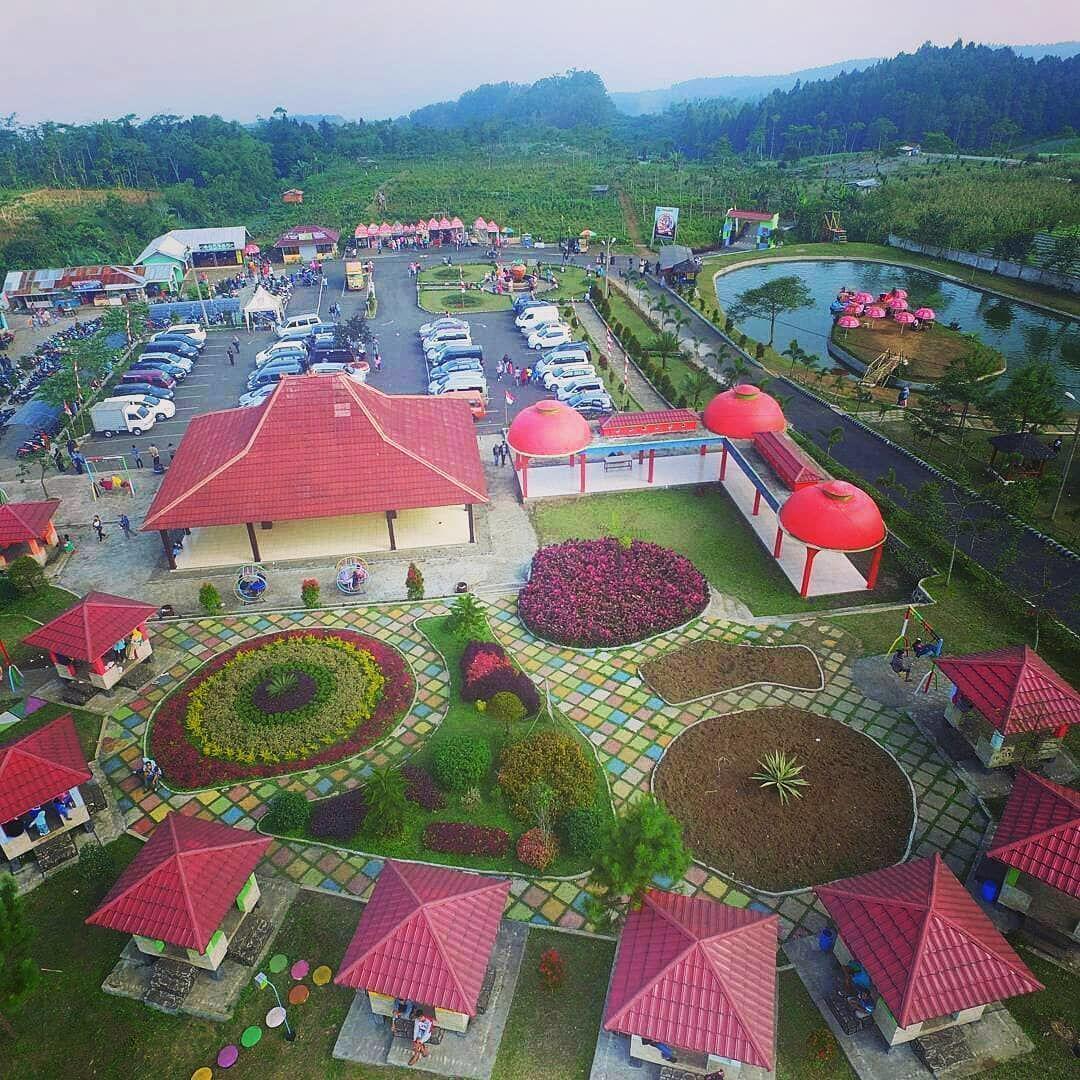 8 Rest Area Kece untuk Singgah Pemudik, Bikin Pikiran Segar Kembali