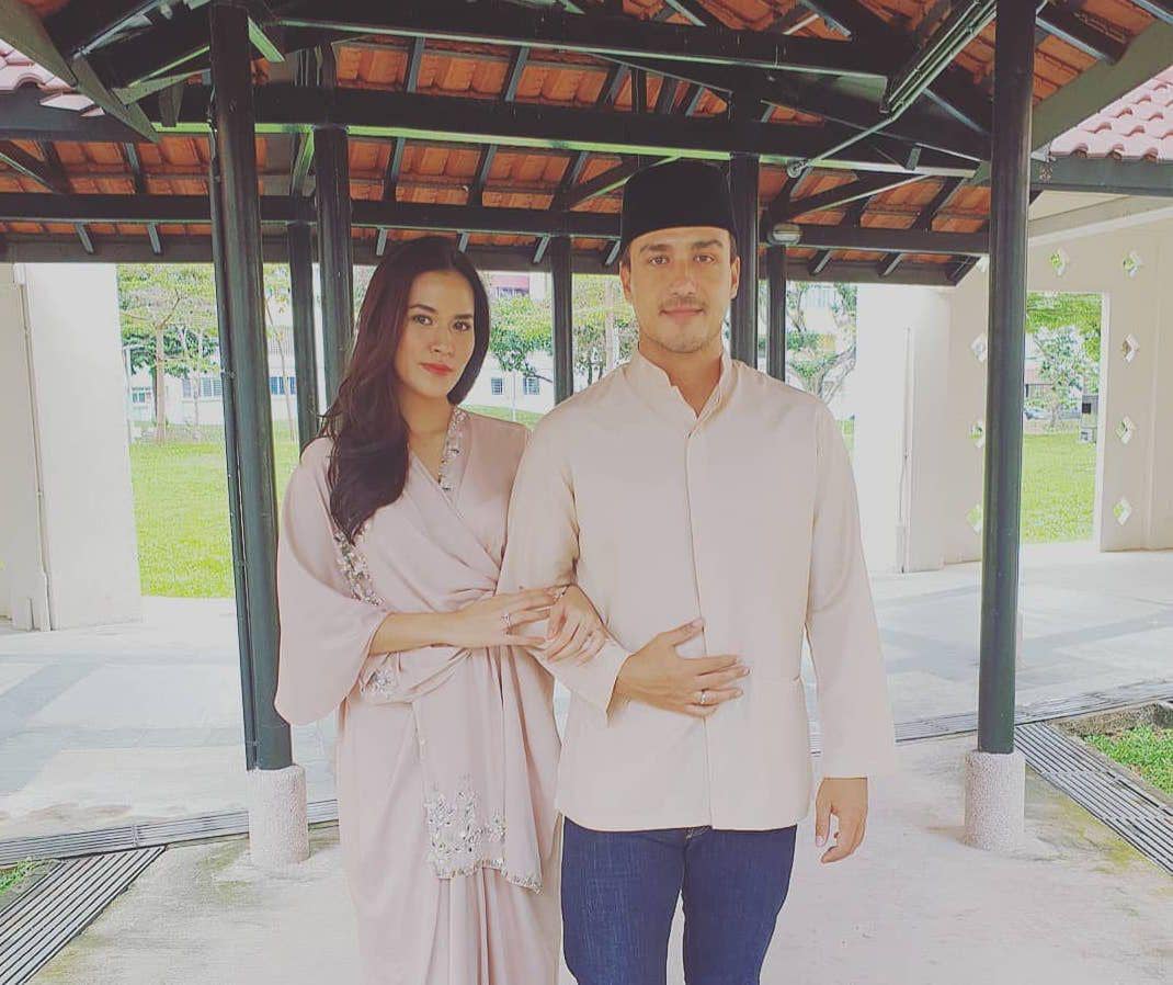 Raisa Hingga Raditya Dika, 8 Momen Lebaran  Artis Bersama Pasangan