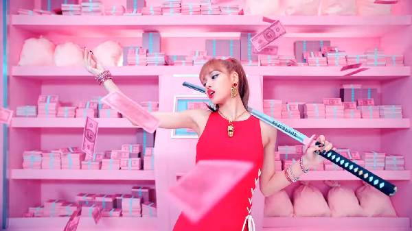 Youtube.com/BLACKPINK