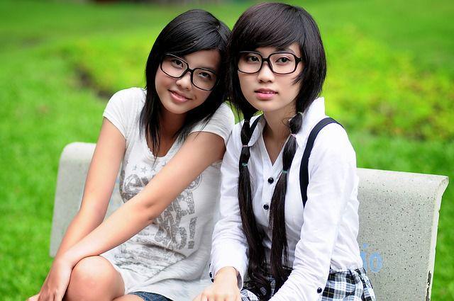 Biar Lebih Berisi, 6 Referensi Fashion Untuk Cewek Bertubuh Kurus