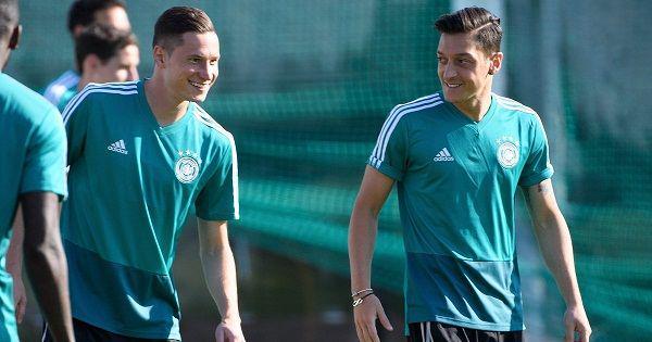 Faktor Non Teknis Bisa Bikin Joachim Low Cadangkan Ozil Lawan Meksiko