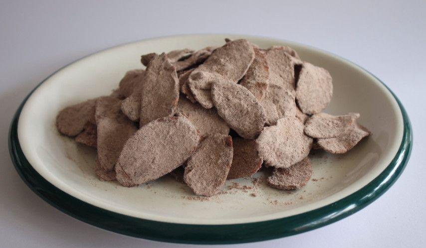 Cara Membuat Camilan Keripik Pisang Cokelat, Gampang dan Enak!