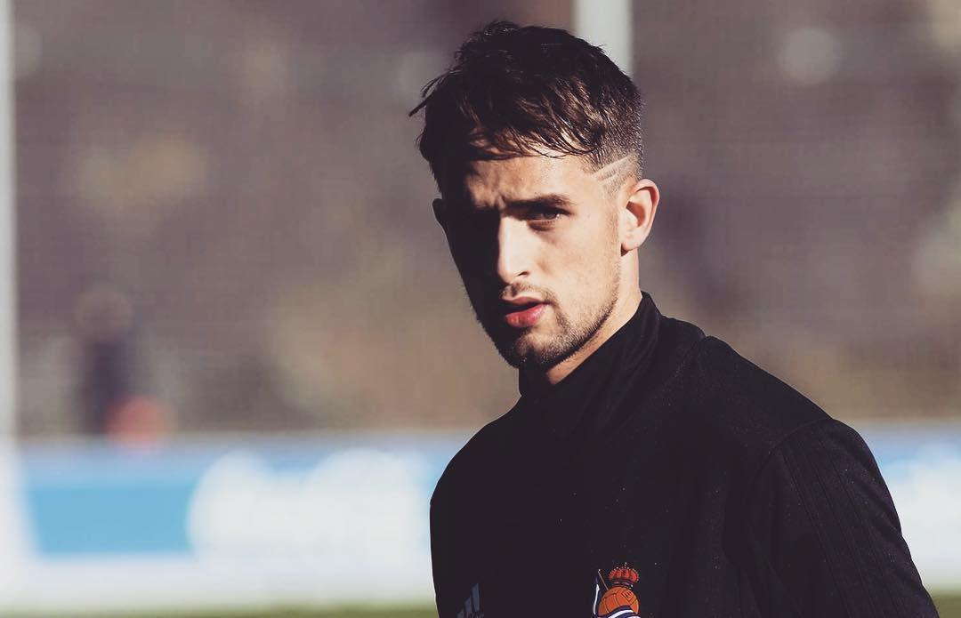 10 Potret Adnan Januzaj, Gelandang Timnas Belgia yang Rupawan
