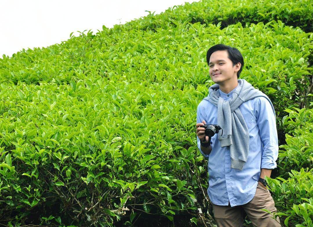instagram.com/ananditodwis/
