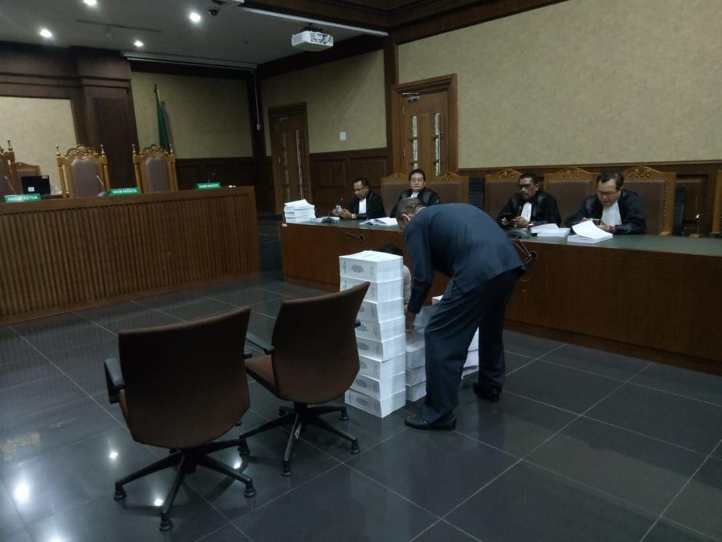 Tulis Nota Pembelaan 2.000 Halaman, Fredrich Yunadi Begadang 2 Pekan