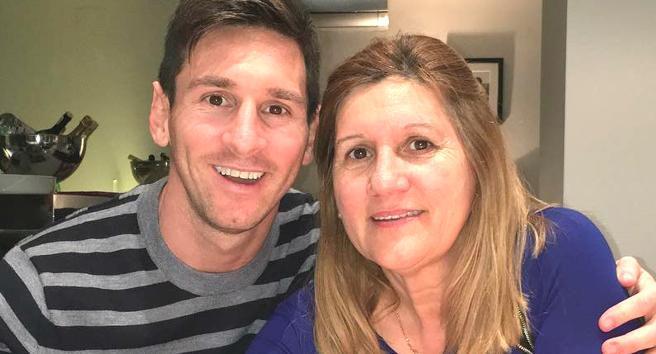 Messi Dihujat Publik, Ini Pembelaan dari Sang Ibu