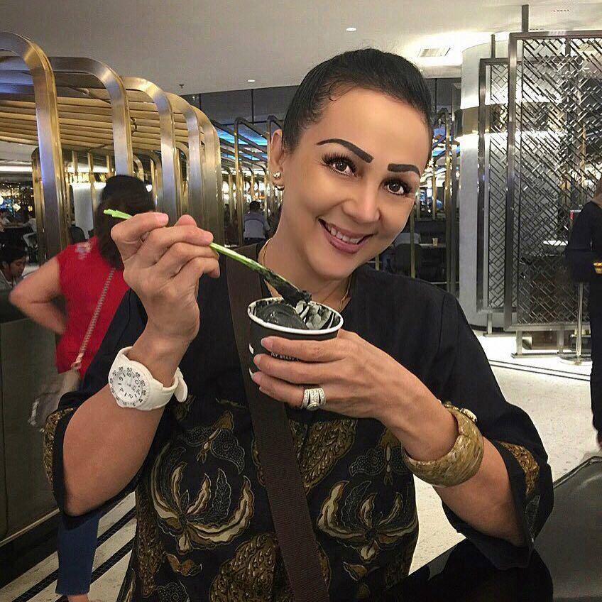 instagram.com/liawarokkareal