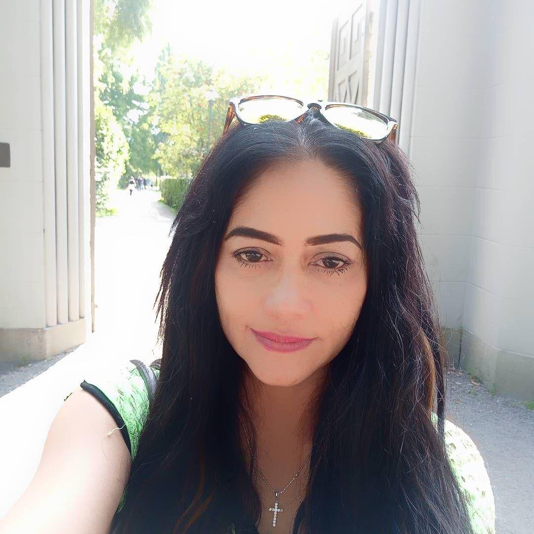 instagram.com/sally_marcellina_7