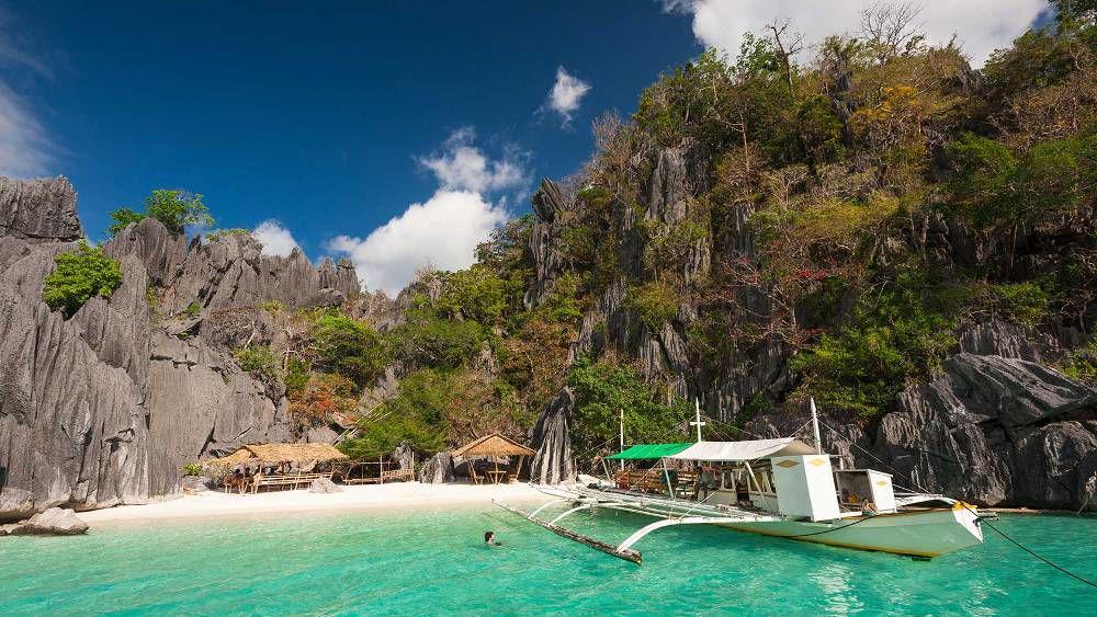 7 Hal yang Perlu Kamu Ketahui Saat Akan Liburan ke Filipina