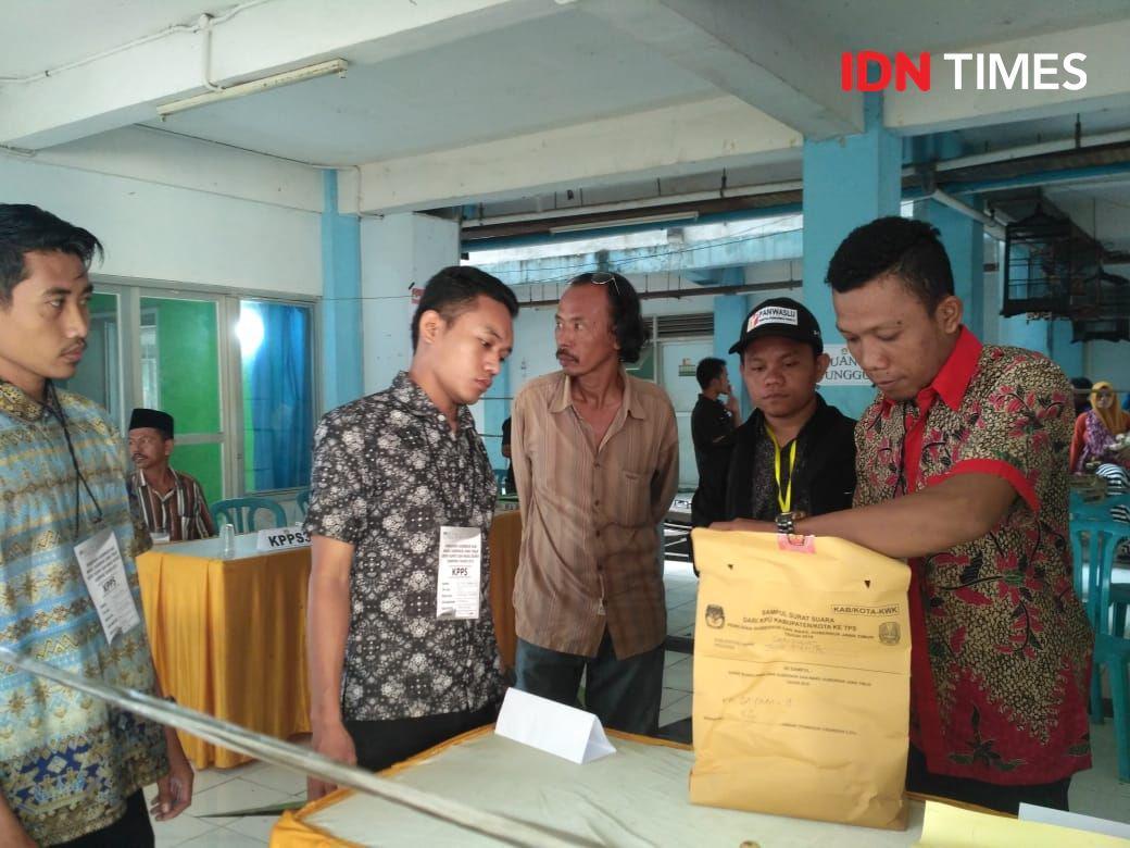Pengungsi Syiah Bisa Memilih, TPS Dijaga Polres Sampang & Sidoarjo