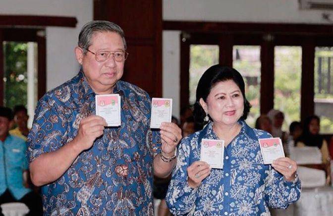 Instagram.com/@aniyudhoyono