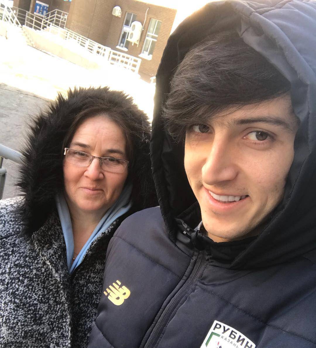 Instagram.com/sardar_azmoun