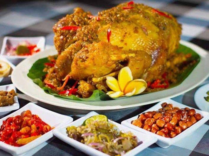 5 Makanan Pedas dan Enak di Bali, Berani Tantang Lidahmu?