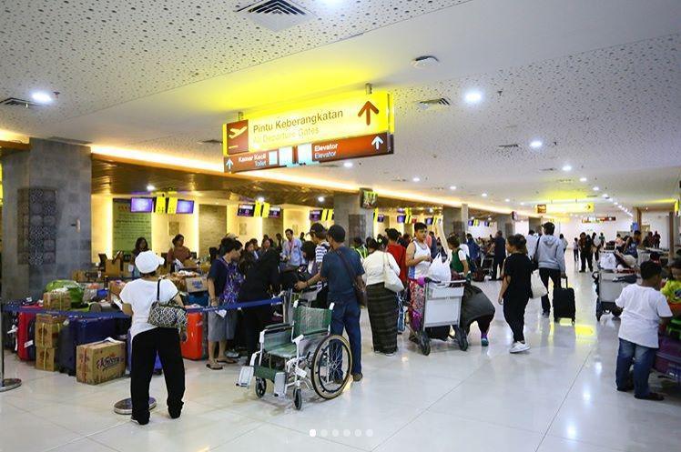 Abu Vulkanik Gunung Agung Hingga Jatim, Bandara Jember Ditutup