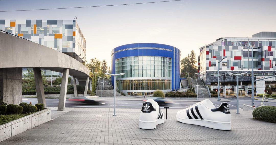 15 Potret Kemegahan Kantor Adidas, Asyik dan Futuristik Banget