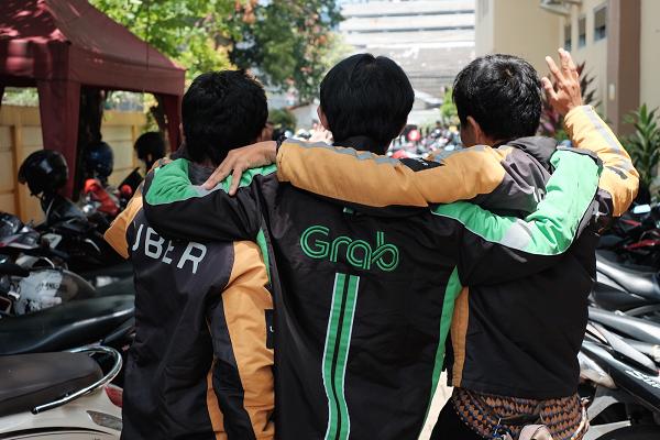Banting Tulang Demi Keluarga, 5 Hal Ini yang Paling Diimpikan Ojol