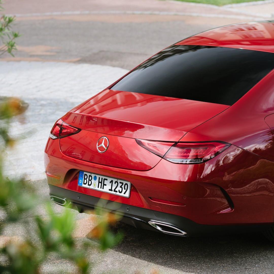 instagram.com/mercedesbenz