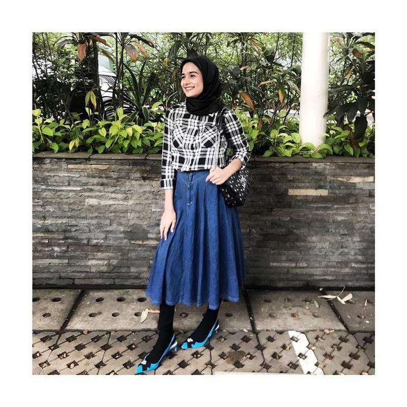 instagram.com/sonyafatmala/