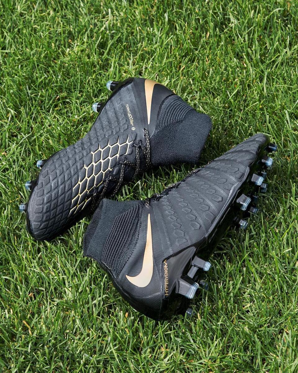 instagram.com/nikefootball
