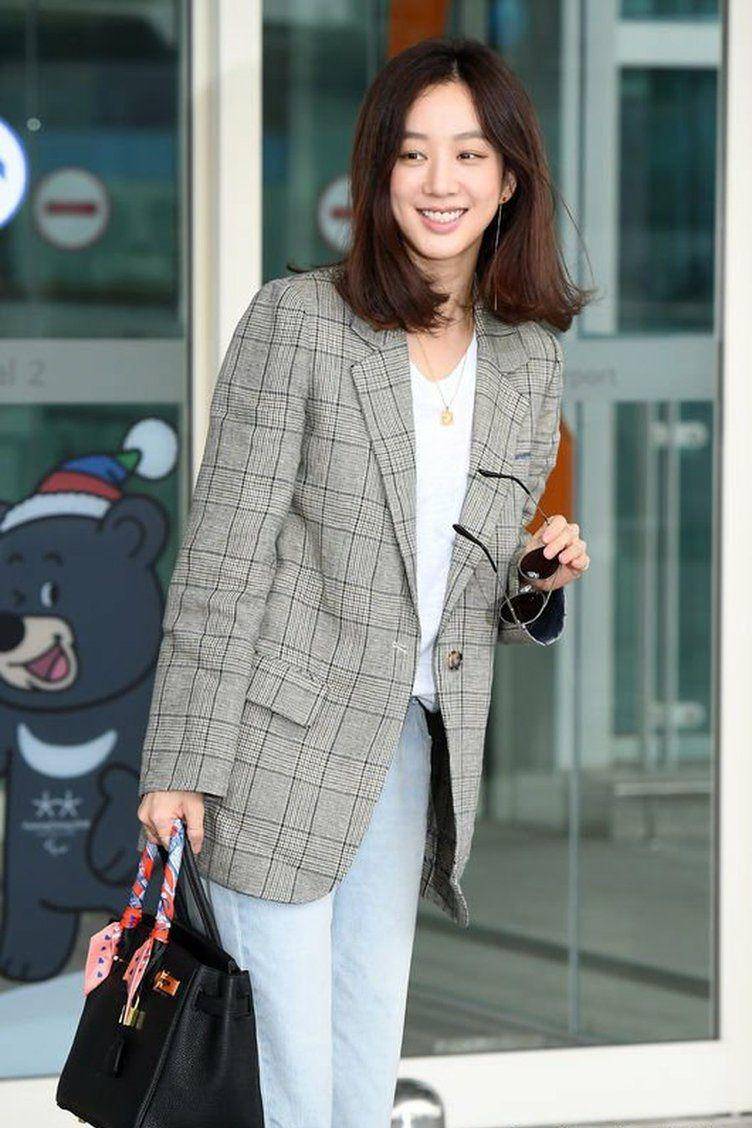 twitter.com/KpopCeleb