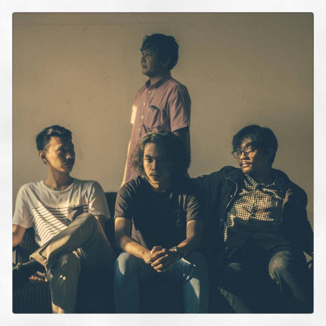 instagram.com/yellowjetclub