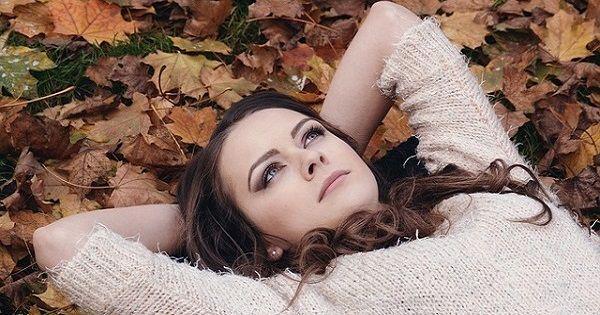 5 Pesona yang Harus Dimiliki Cewek Agar Tak Mudah Dipermainkan Cowok