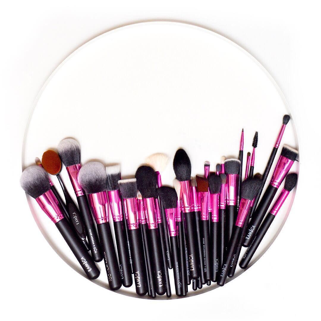 7 Rekomendasi Kuas Makeup Keluaran Merek Lokal