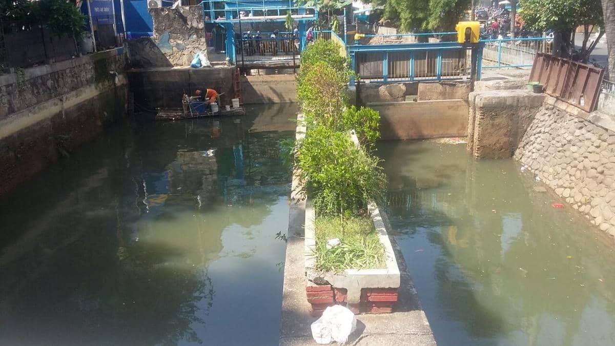 Terseret Arus Kali Molenvliet, Faiz Ditemukan Tak Bernyawa