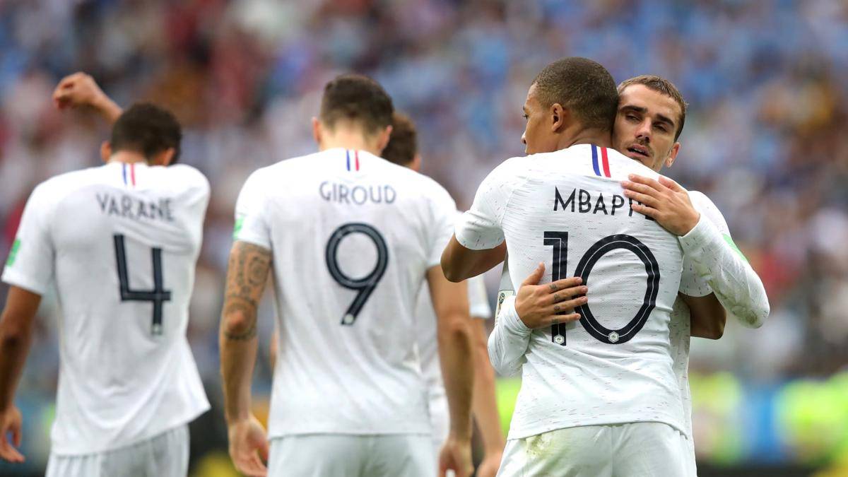 LOLOS. Prancis memastikan diri lolos ke semifinal usai menundukkan Uruguay dengan skor 2-0. Foto dari FIFA.com