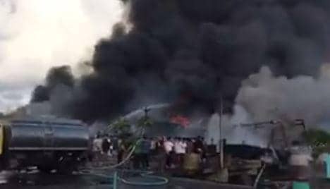 39 Kapal Ikan Terbakar di Pelabuhan Benoa, Bali