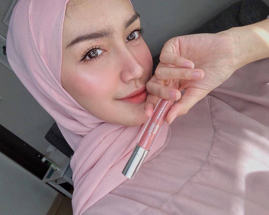 instagram.com/melodyprima