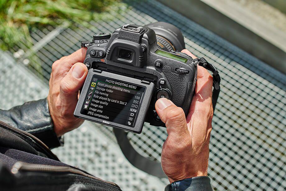 5 Kamera DSLR Nikon Andalan Pecinta Fotografi, Teknologinya Terbaru
