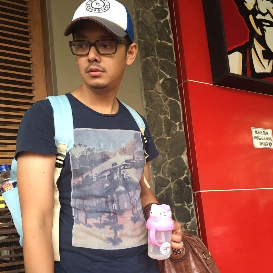 instagram.com/ricokarindra