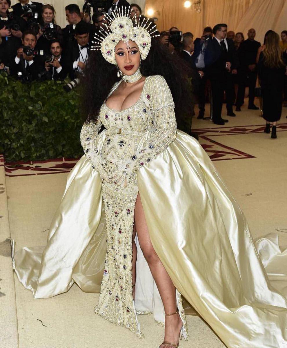 Instagram.com/iamcardib