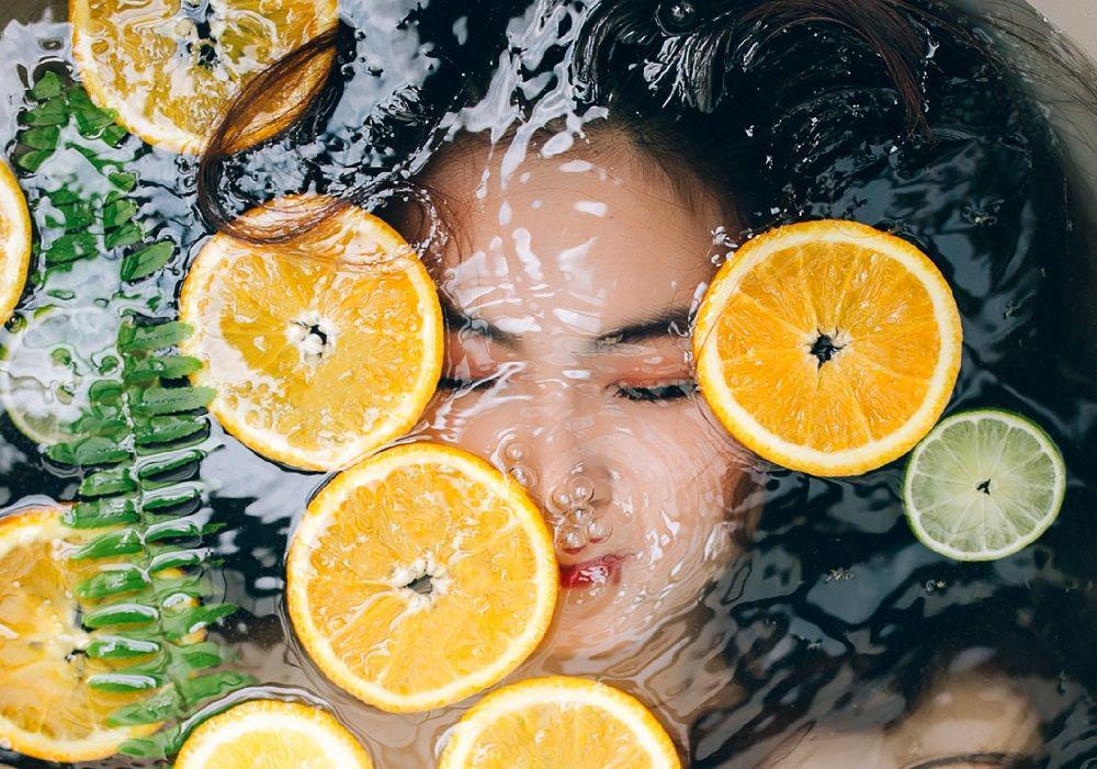 6 Bahan Dapur Ini Bisa Jadi Pengganti Makeup Remover Lho