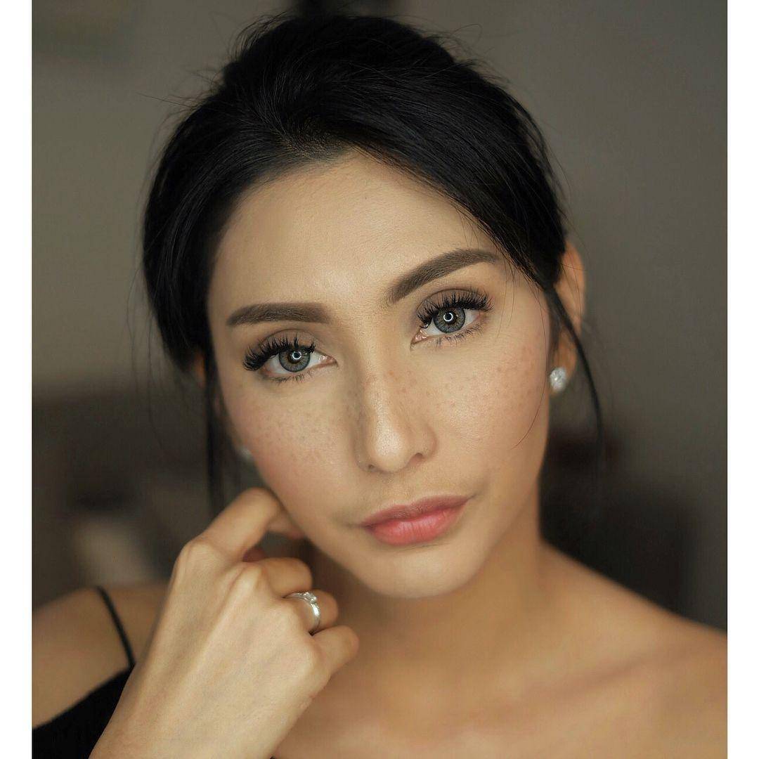 instagram.com/tyasmirasih