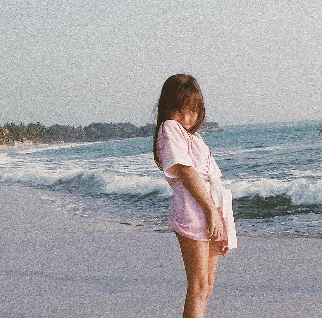 instagram.com/officialcaitiesre