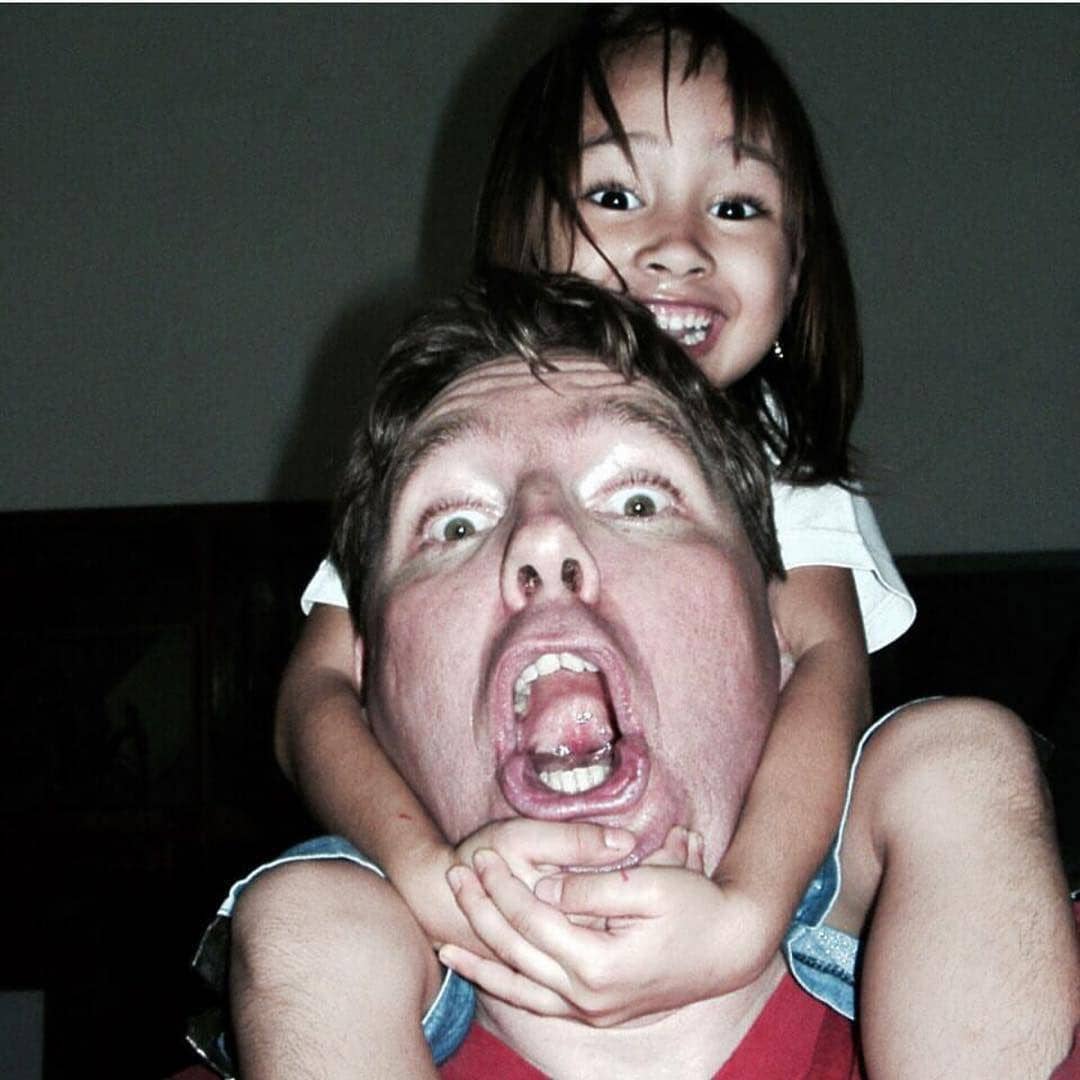 instagram.com/caitiesmakassar.ofc