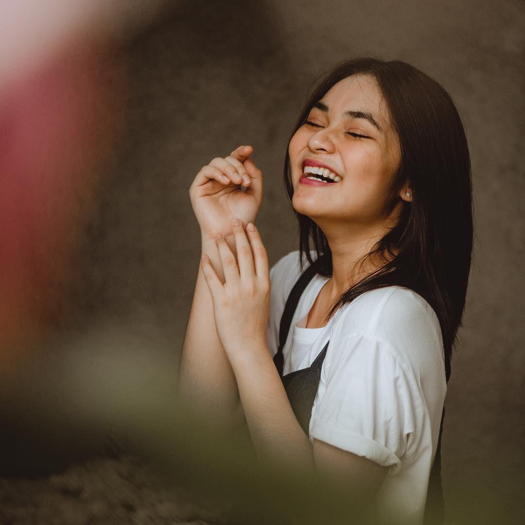 instagram.com/reginapoetiray