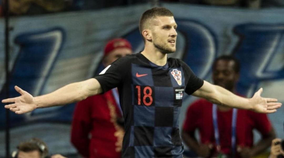 Mulia, Ante Rebic Membayarkan Sewa 500 Penghuni di Kampung Halamannya