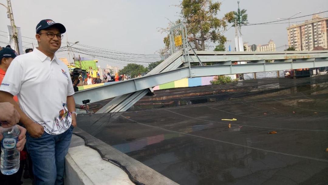 Sumsel Ingin Bantu Atasi Kali Item, Anies:"Malah Tambah Keruh Nanti"
