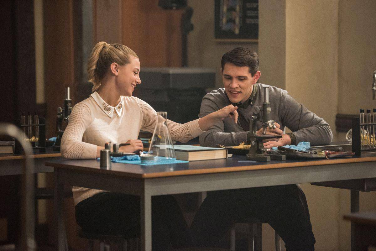 Imdb.com/The CW Network