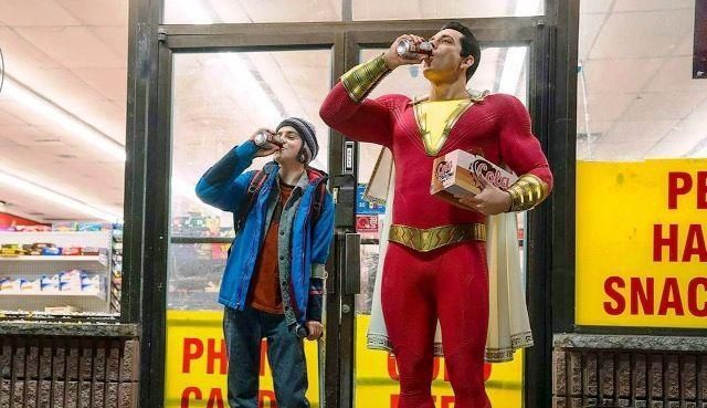 5 Fakta Tentang Shazam! si Superhero DC yang Kocak Abis!