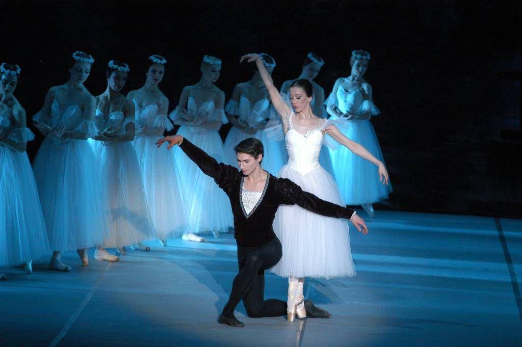 operaandballet.com