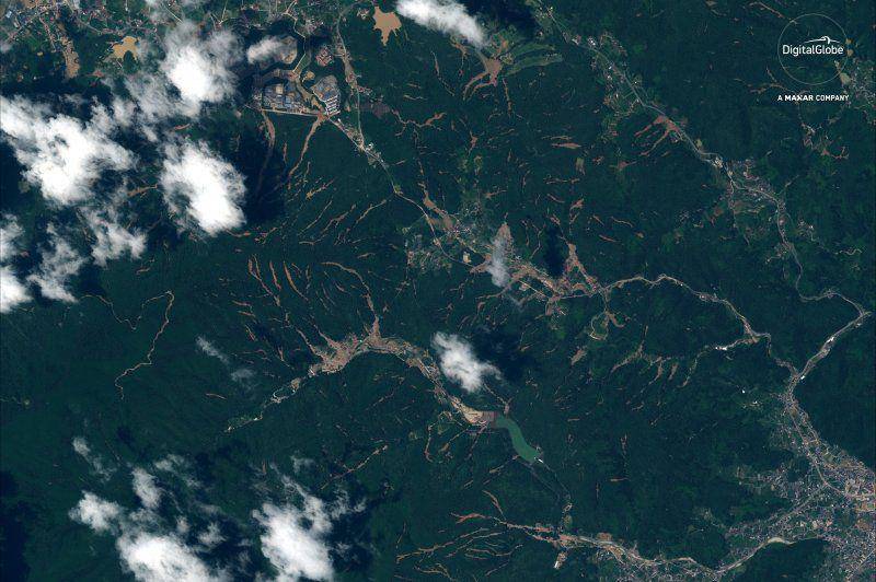 ANTARA FOTO/Satellite image 2018 DigitalGlobe, a Maxar company/Handout via REUTERS