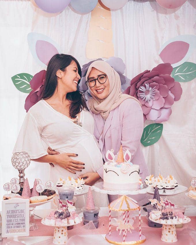 instagram.com/mrssharena