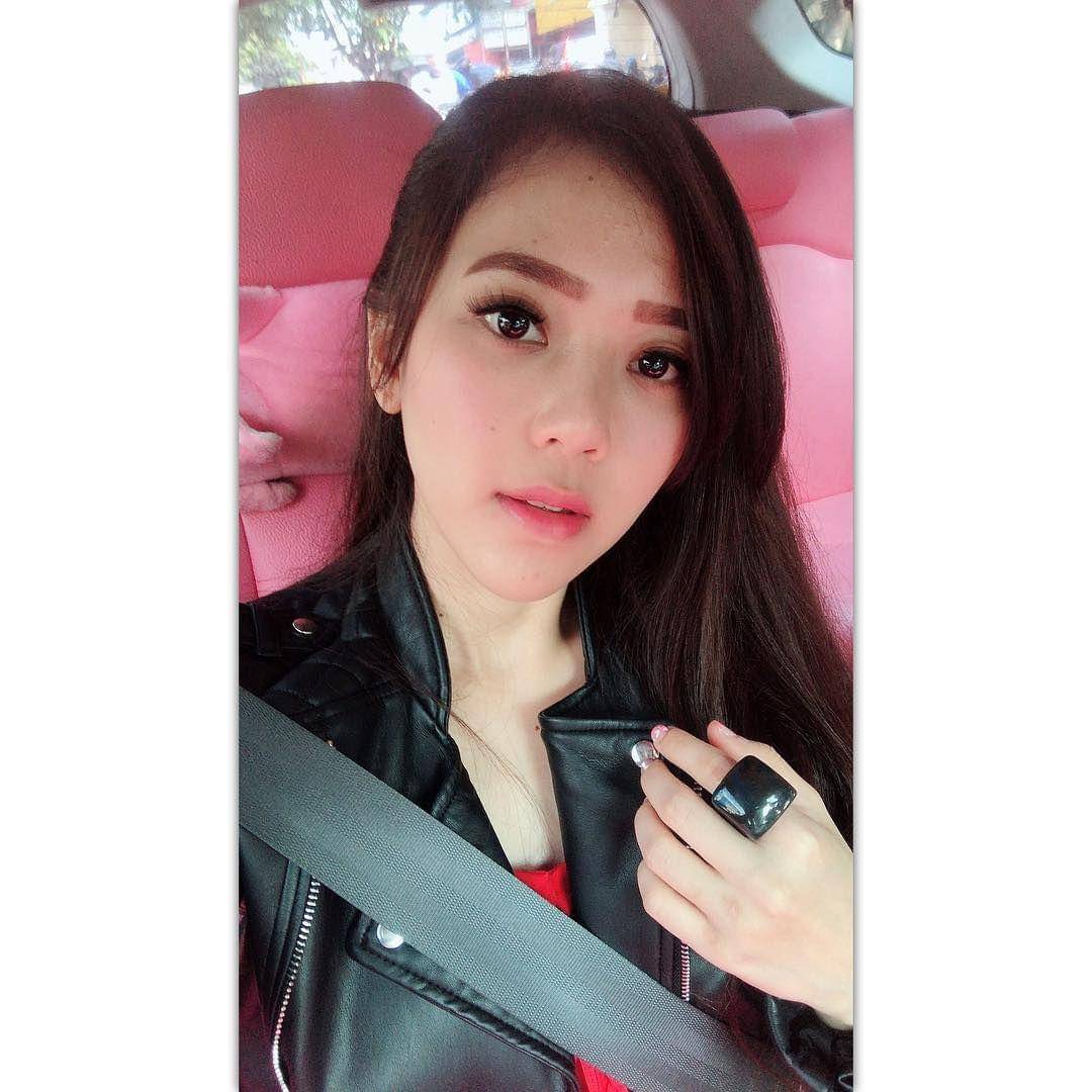 Instagram.com/rebeccaregina05