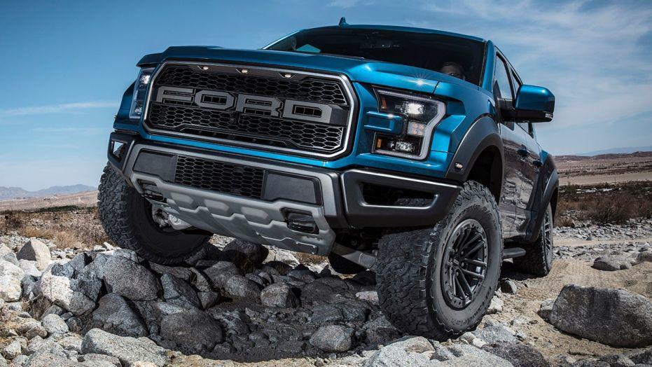 5 Rekomendasi Mobil Buat Kamu yang Hobi Off-road