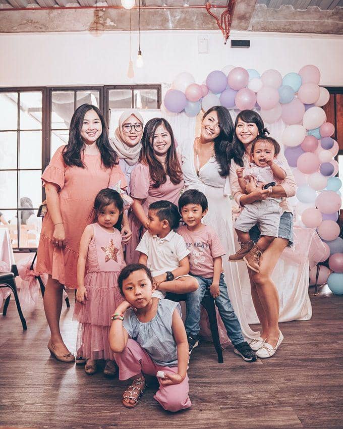 instagram.com/mrssharena